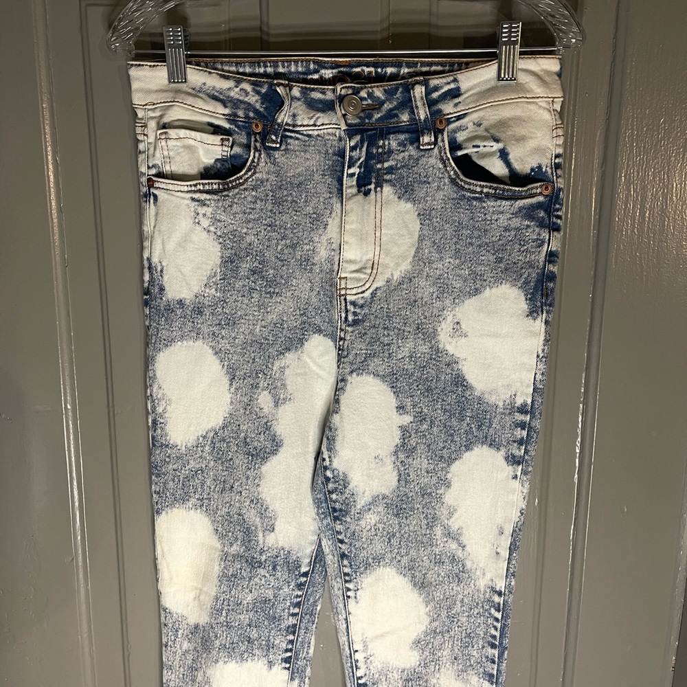 Rue 21 Acid Spot Wash Skinny Jean